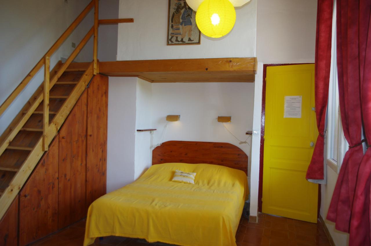 Chambres D'Hotes La Grange Au Negre Alba-la-Romaine Ruang foto