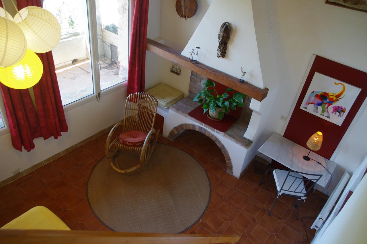 Chambres D'Hotes La Grange Au Negre Alba-la-Romaine Ruang foto